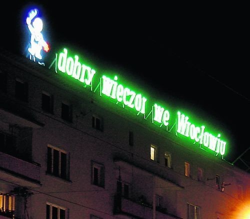 Neon jest testowany. To zdjęcie zrobiliśmy w środę  (22.09) o godz. 20