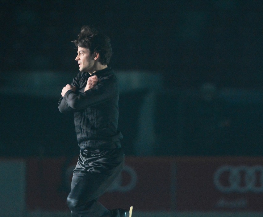 Kings on Ice. Popis łyżwiarskich umiejętności na Stadionie...