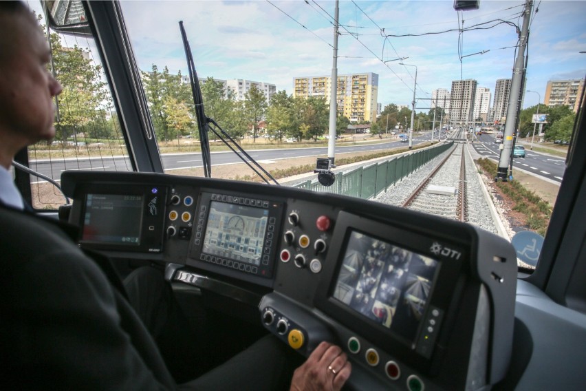 Za kierownicą też widać człowieka. Jak pomagają pasażerom kierowcy komunikacji miejskiej w Gdańsku?