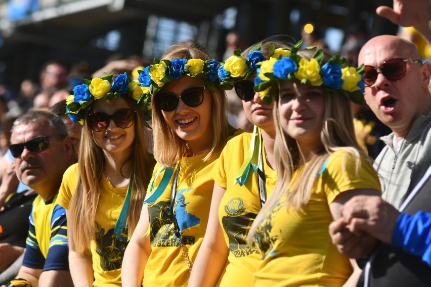 Kibice zagrzewali do walki zawodników Stalki Gorzów w czasie...