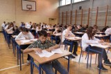 Gimnazjaliści z Częstochowy pisali dzisiaj próbny egzamin gimnazjalny