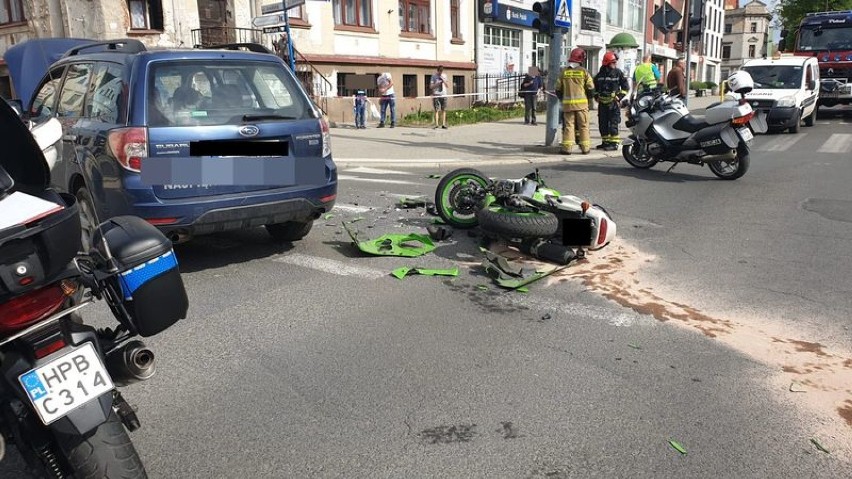 Jelenia Góra: groźny wypadek! Motocyklista w szpitalu!