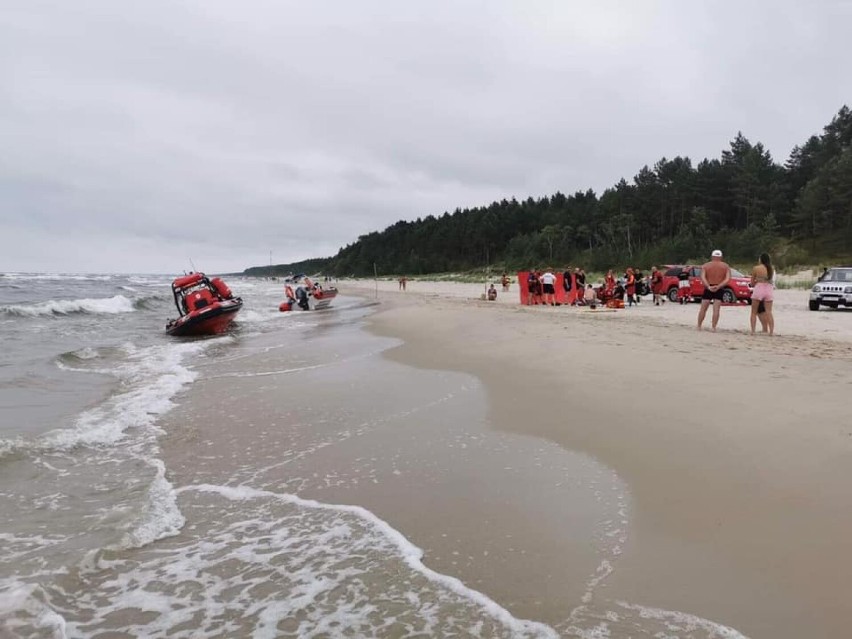 Tragiczna sobota na Mierzei Wiślanej. Nad morzem utonęły dwie osoby