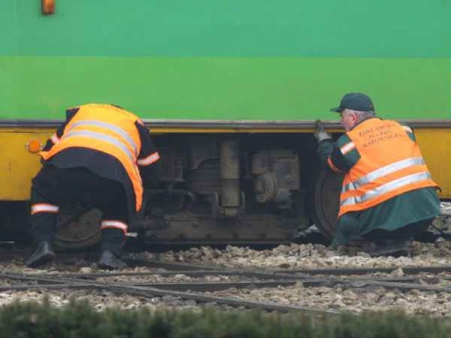 Tramwaj wykoleił się między os. Lecha a Tysiąclecia.