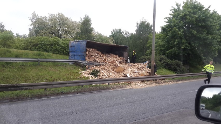 W piątek, 18 maja przy zjeździe z DK 86 na DK 94 w Sosnowcu...