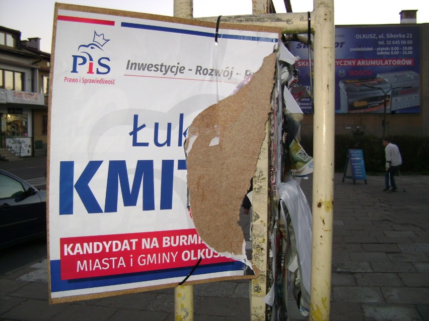 Plakaty wyborcze w Olkuszu