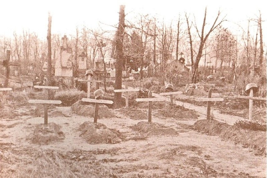 Jedna z najs­tarszych fotografii cmen­tarza dla ewangelików...