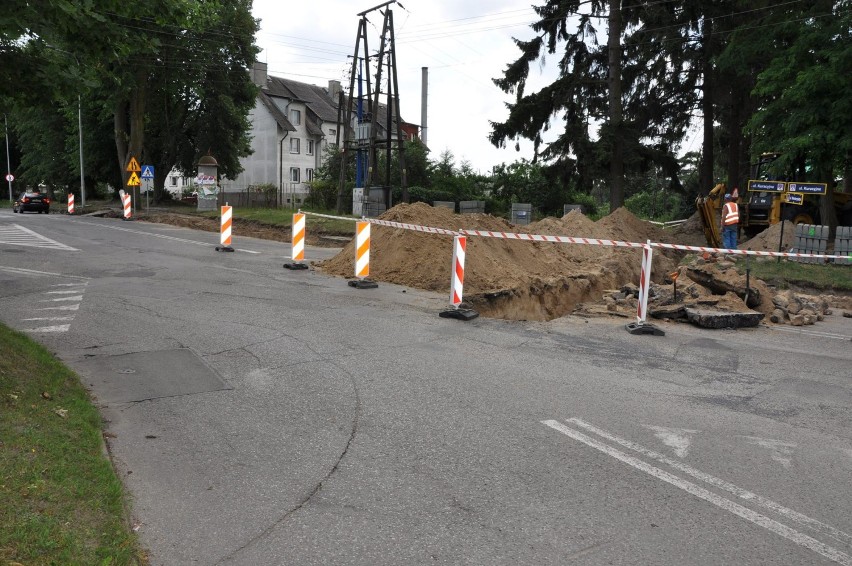 Remont ul. Kuracyjnej w Prabutach. Prace potrwają do października [ZDJĘCIA]