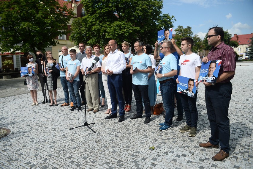 Borys Budka, przewodniczący PO, wspierał w Jaśle kampanię...