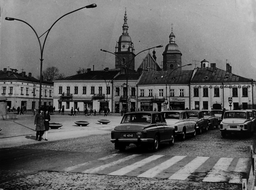 Nowy Sącz Rynek. Postój taksówek