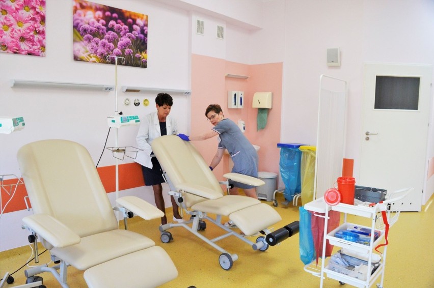 Lepsze warunki dla pacjentów w Podkarpackim Ośrodku Onkologicznym w Brzozowie. Uruchomiono nowy oddział dziennej chemioterapii [ZDJĘCIA]