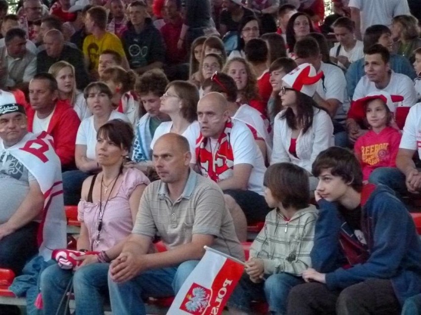 Rusza sprzedaż wejściówek do Łowickiej Areny Futbolu [Zdjęcia z meczu Polska-Rosja 2012]