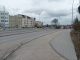 Czy na skrzyżowaniu Szosy Chełmińskiej i Dekerta w Toruniu drogowcy nie wybudowali wodospadu, który mógłby zagrozić cmentarzowi?