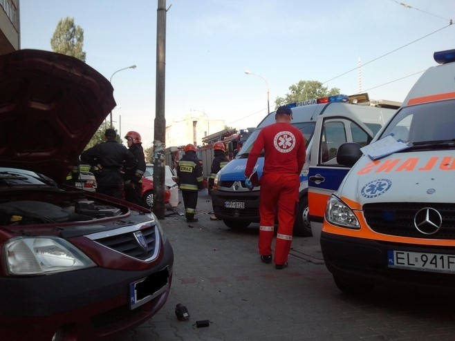 Wypadek na Przybyszewskiego. Kierowca dostał ataku padaczki