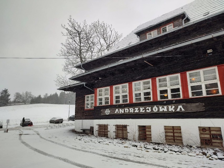 Schronisko Andrzejówka zamknie część pokoi, bo woda będzie...