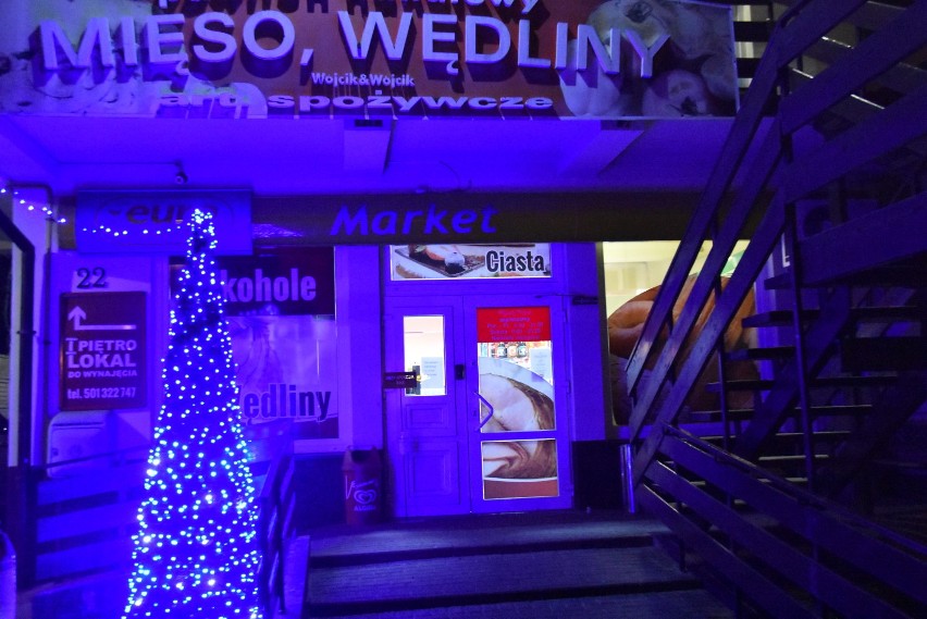 Świąteczna iluminacja witryn sklepowych i ulic w Myszkowie ZDJĘCIA