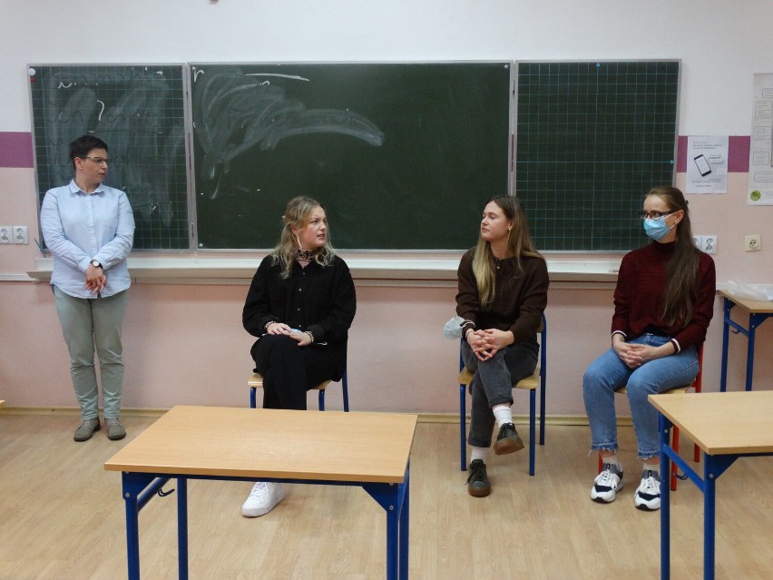 Wolontariuszki z Niemiec, Słowenii i Białorusi odwiedziły sławieńskie liceum