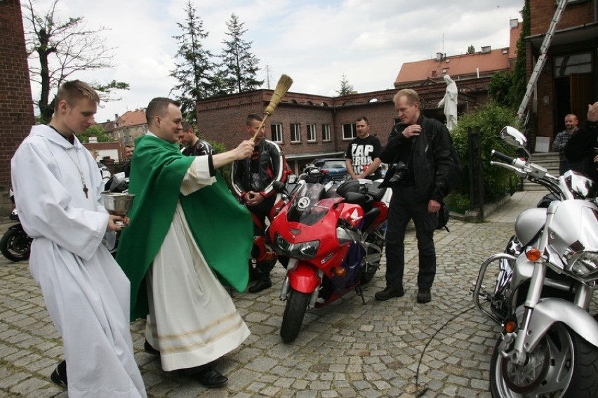 Uroczyste rozpoczęcie sezonu motocyklowego w Legnicy