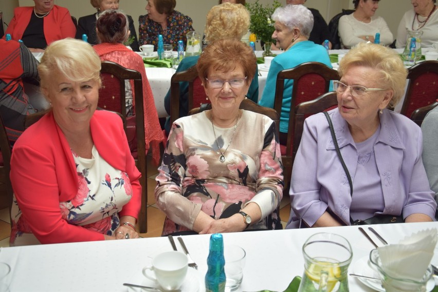 Pleszewscy seniorzy spotkali się  przy wielkanocnym stole 
