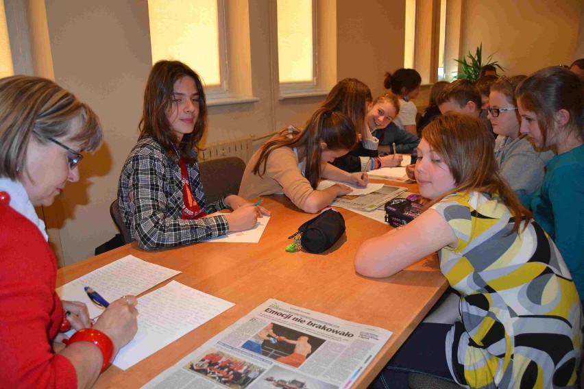 Warsztaty dziennikarskie w Wicku. Uczniowie uczyli się robić gazetę
