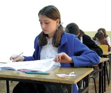 Ewelina Cieplak i jej rówieśnicy z dąbrowskiej Szkoły Podstawowej nr 3 uznali, że egzamin był nie tyle trudny, co raczej podchwytliwy.