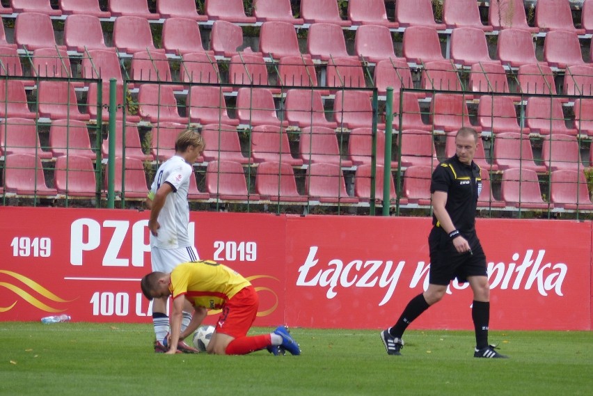 Korona Kielce wygrała z Legią Warszawa 3:2 w Centralnej Lidze Juniorów. Ogromne emocje w końcówce, trener reprezentacji obserwował [ZDJĘCIA]