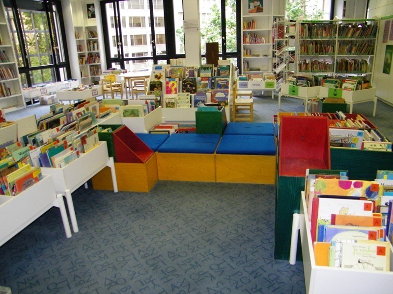 Miejska Biblioteka Publiczna w Chojnicach: Bibliotekarka odwiedziła biblioteki w Szwajcarii