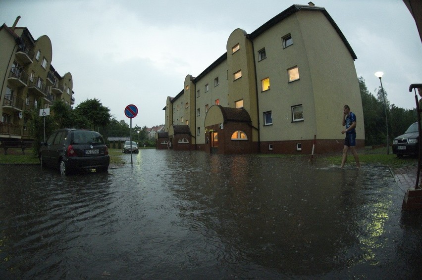Gliwice: To już trzecia powódź w TBS-owskim budynku przy ul. Dworskiej