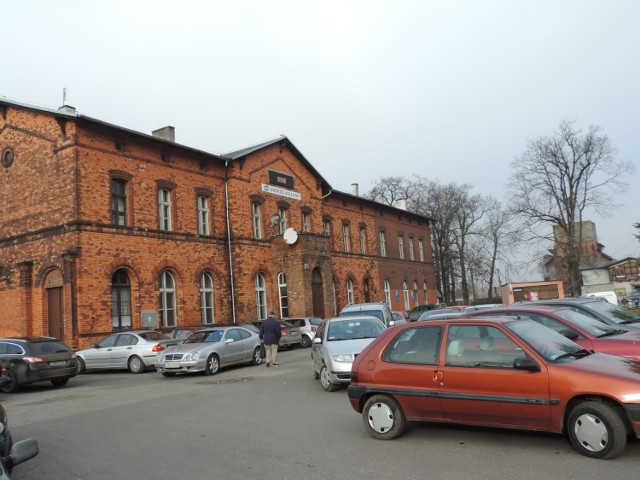 W końcu jest szansa, że budynek stacji kolejowej w Mogilnie zostanie wyremontowany, a teren wokół zagospodarowany.