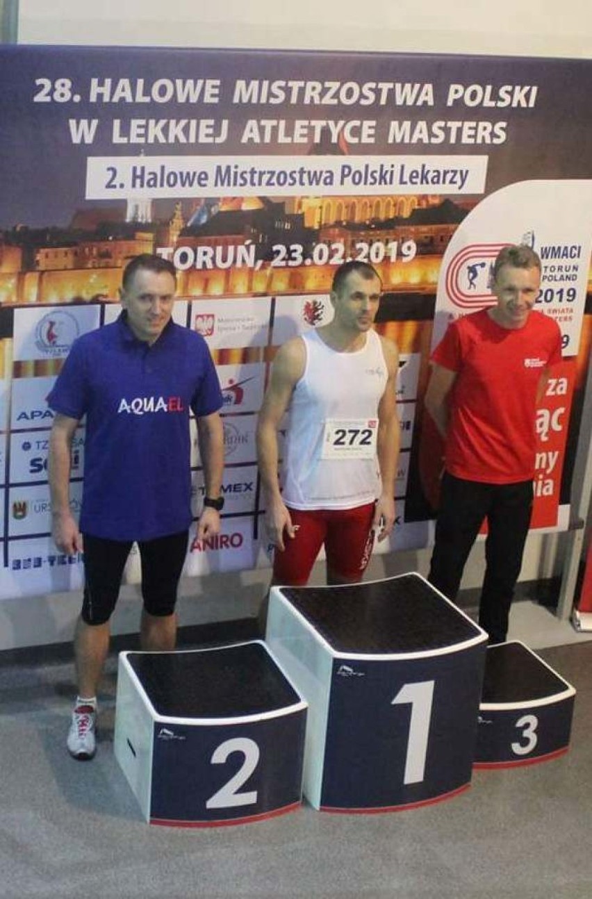 Suwalczanin przywiózł srebro z halowych mistrzostw Polski
