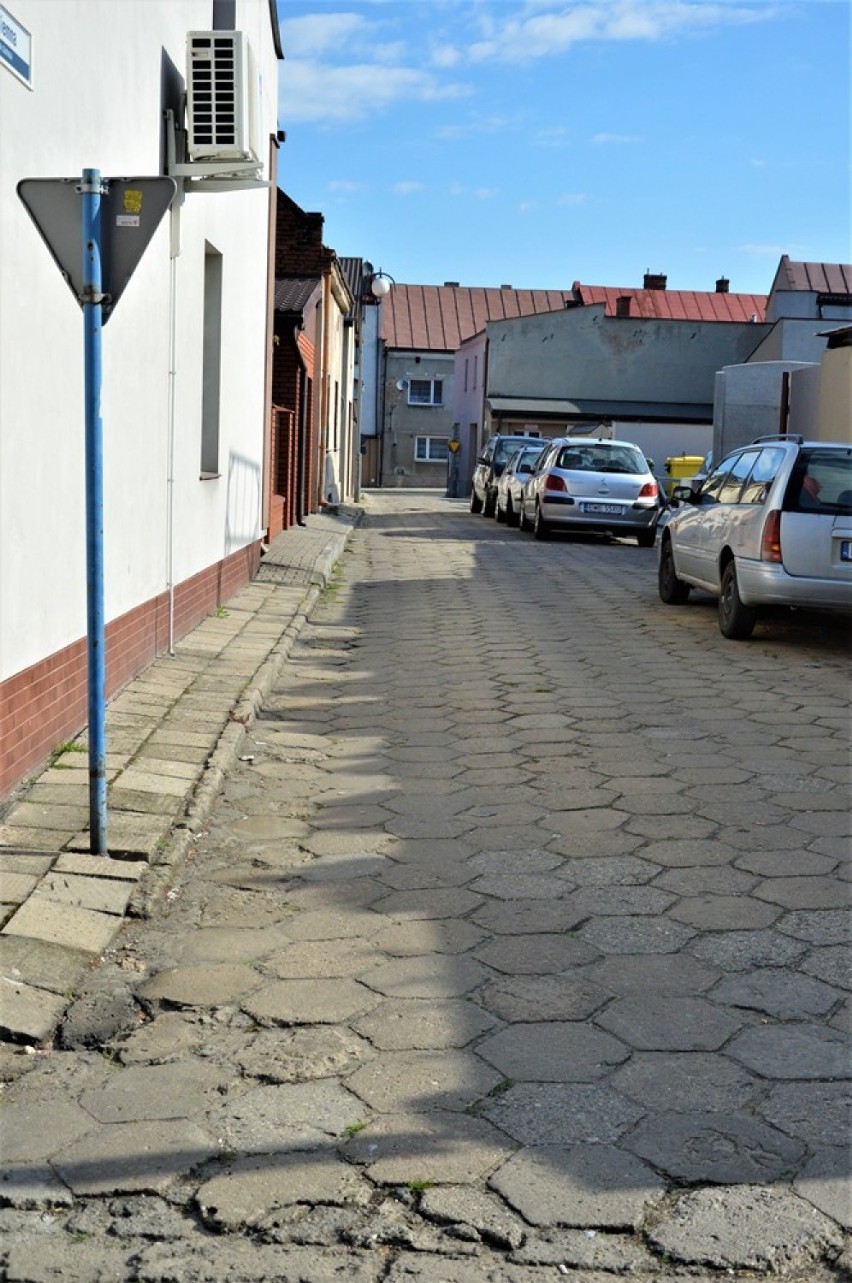 Drogi w starej części Wieruszowa do rewitalizacji. Jest też szansa na rozbudowę sieci gazowej FOTO
