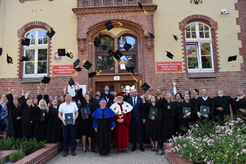 Wejherowo. Studenci socjologii w KPSW odebrali dyplomy| ZDJĘCIA