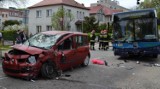 Wypadek w Wejherowie. Autobus zderzył się z osobówką [ZDJĘCIA] 