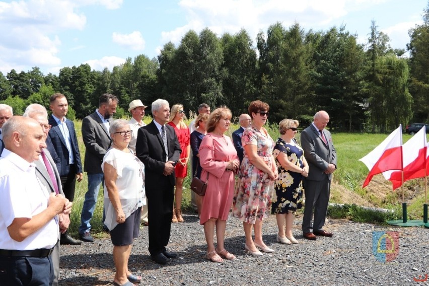 Droga w Leniszkach w gminie Czarnożyły oddana do użytku po przebudowie. Inwestycja kosztowała prawie milion złotych ZDJĘCIA