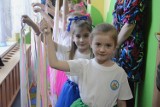 Występy najmłodszych uświetniły dni otwarte przedszkola „Bajkowy Zakątek” w Grocholicach [GALERIA]