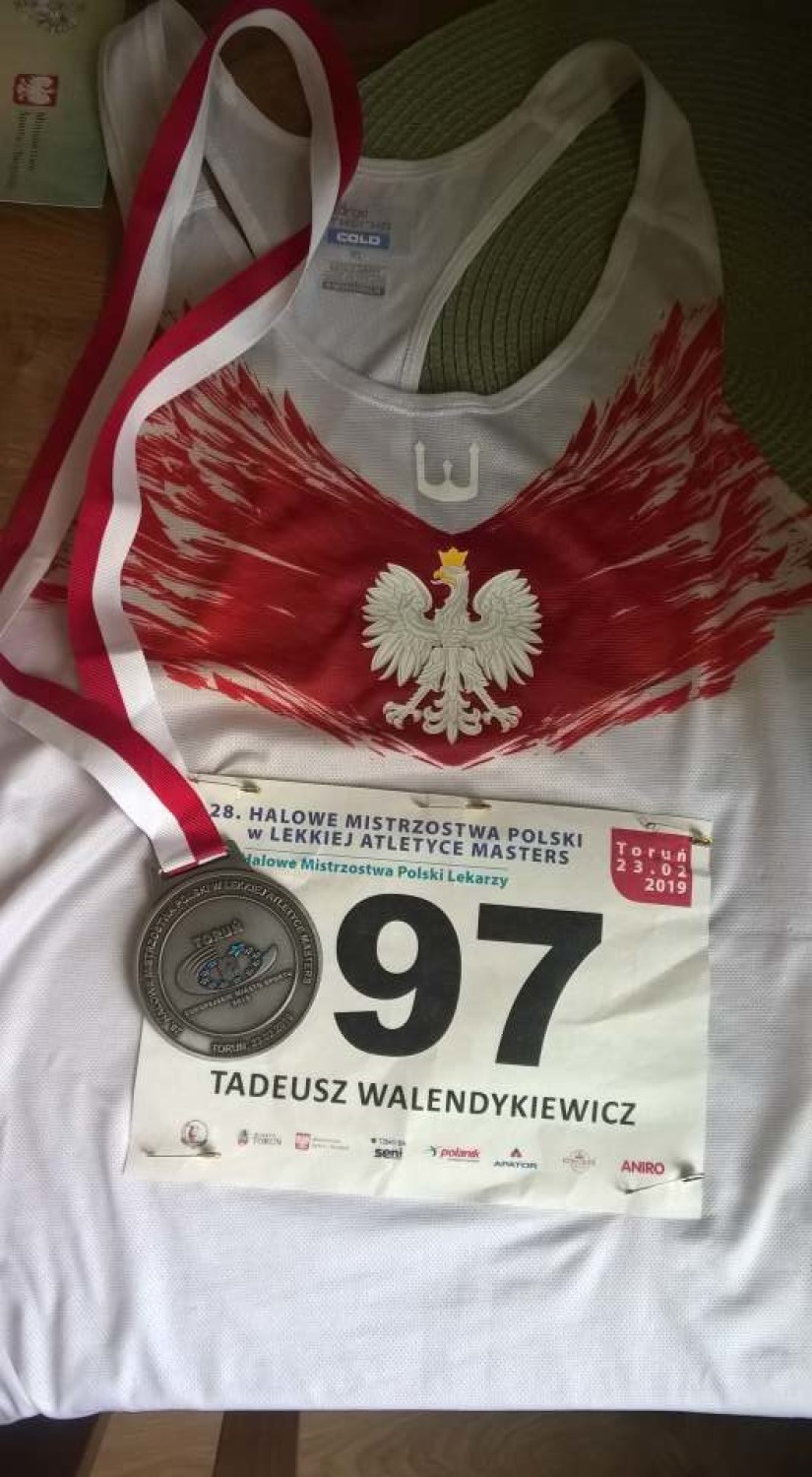 Suwalczanin przywiózł srebro z halowych mistrzostw Polski