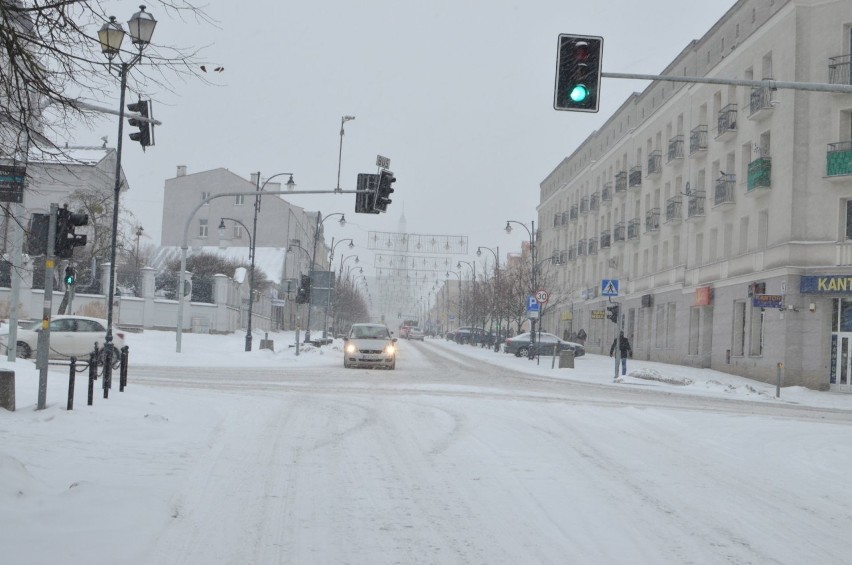 Zima kontratakuje. Białystok znów pod śniegiem (galeria)