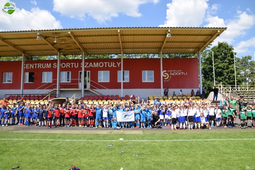 Szamotuły. Turniej WZPN orlików i żaków na stadionie im. Stanisława Kurowskiego