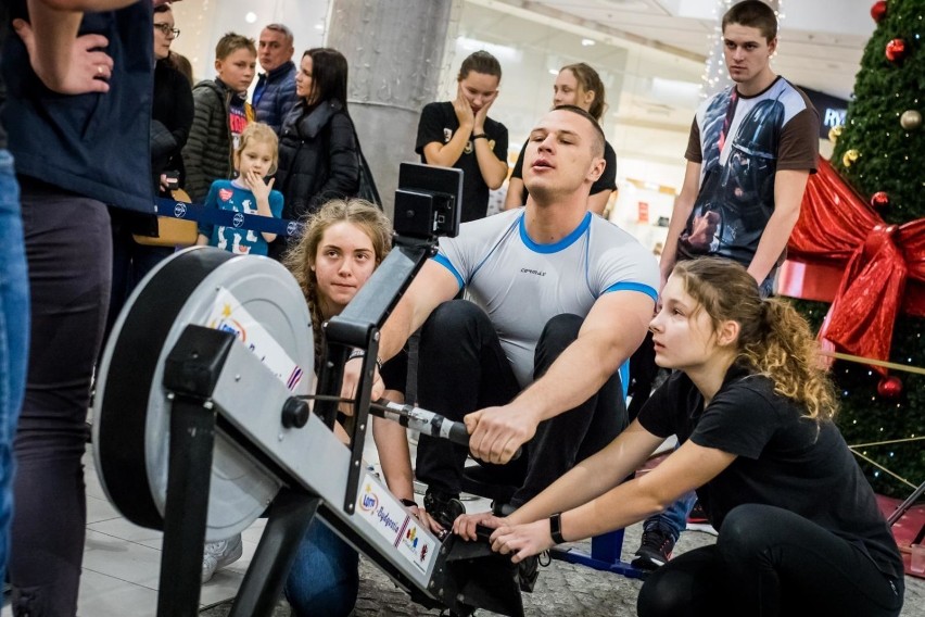 W Focus Mall Bydgoszcz odbyło się wiosłowanie dla Wielkiej...