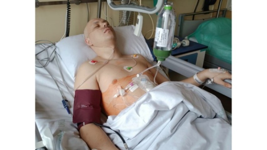 22-letni Kacper, były strażak z OSP Wieluń walczy z rakiem. Potrzebna jest pomoc