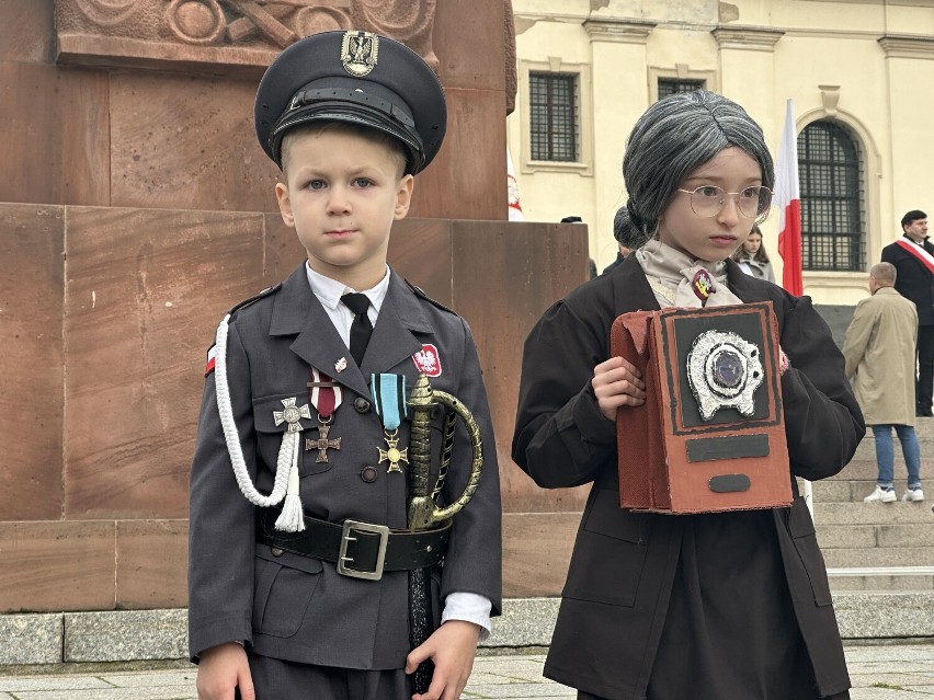 "Zostań Herosem Niepodległości" - dzieciaki w przebraniach bohaterów sprzed lat