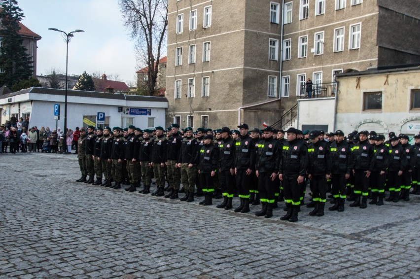 Powiatowe i miejskie obchody 101. rocznicy odzyskania niepodległości [ZDJĘCIA]