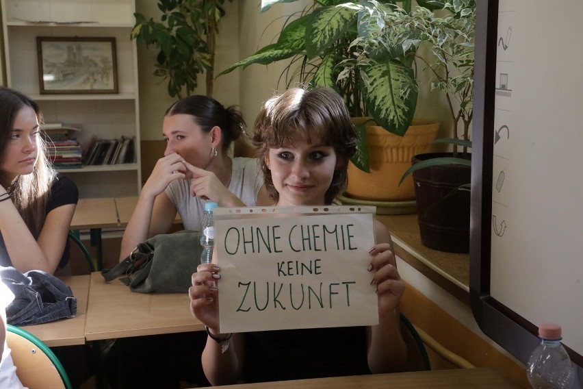 „Bez chemii nie ma przyszłości”, uczniowie z Miśni gościli w Legnicy, zobaczcie zdjęcia