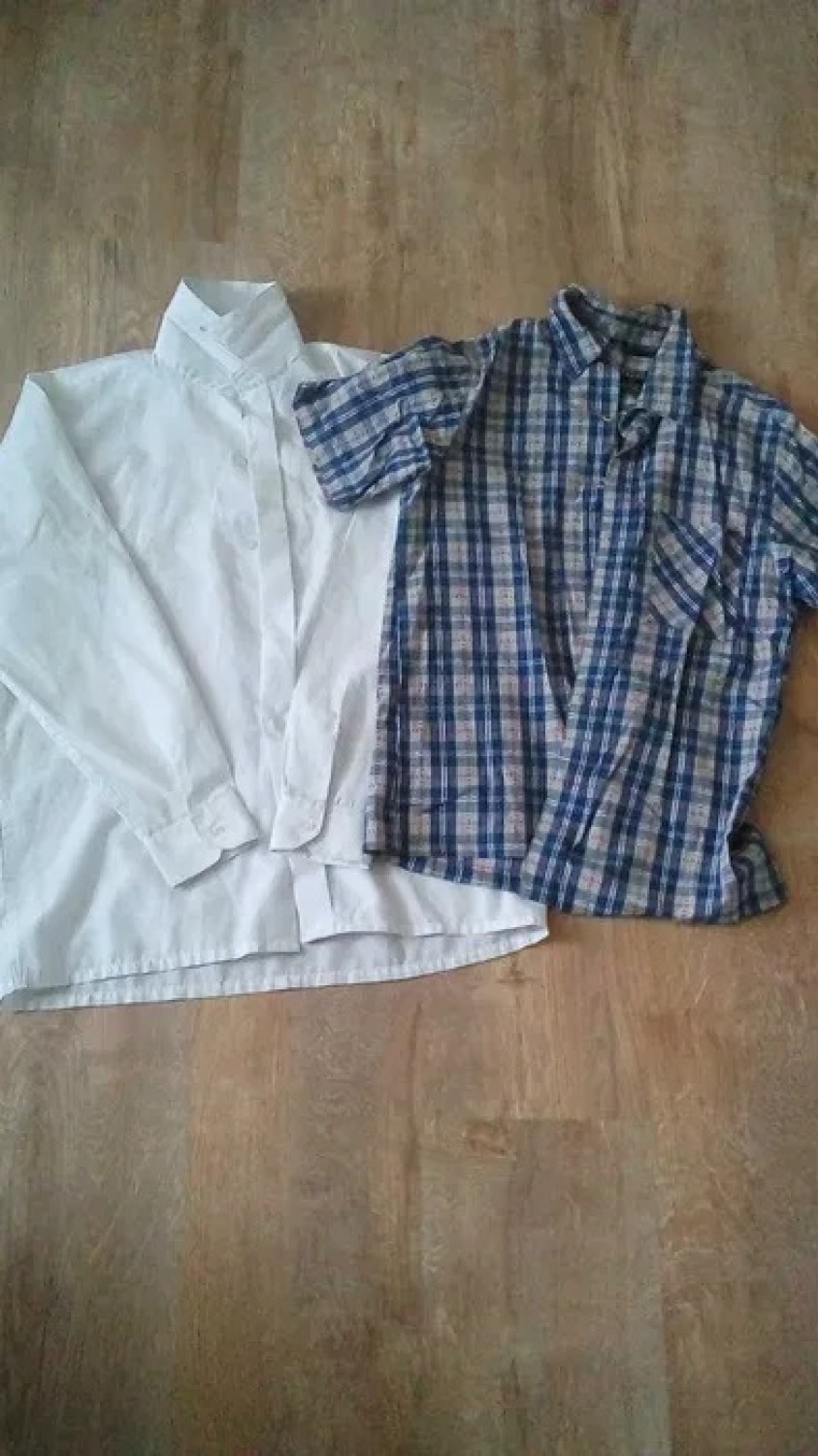 Dwie koszule dla chlopca
Oddam dwie koszule dla chlopca
Stan...