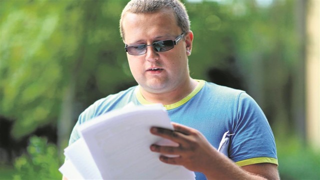 Marcin Dzwonnik został ukarany grzywną za zdjęcie z ruletką. Sąd uznał, że promuje hazard