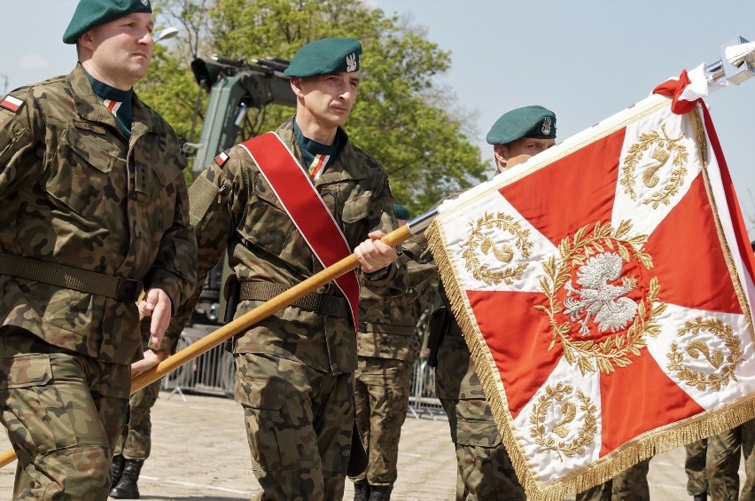 Uroczystość odbyła się w koszarach przy ul. Dworcowej w...