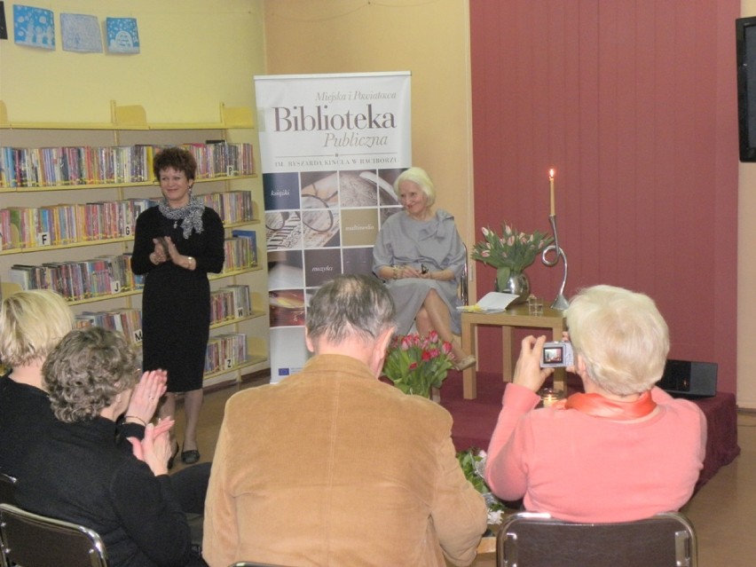 Biblioteka w Raciborzu: Jagoda Wałaszek promuje nowy tomik...