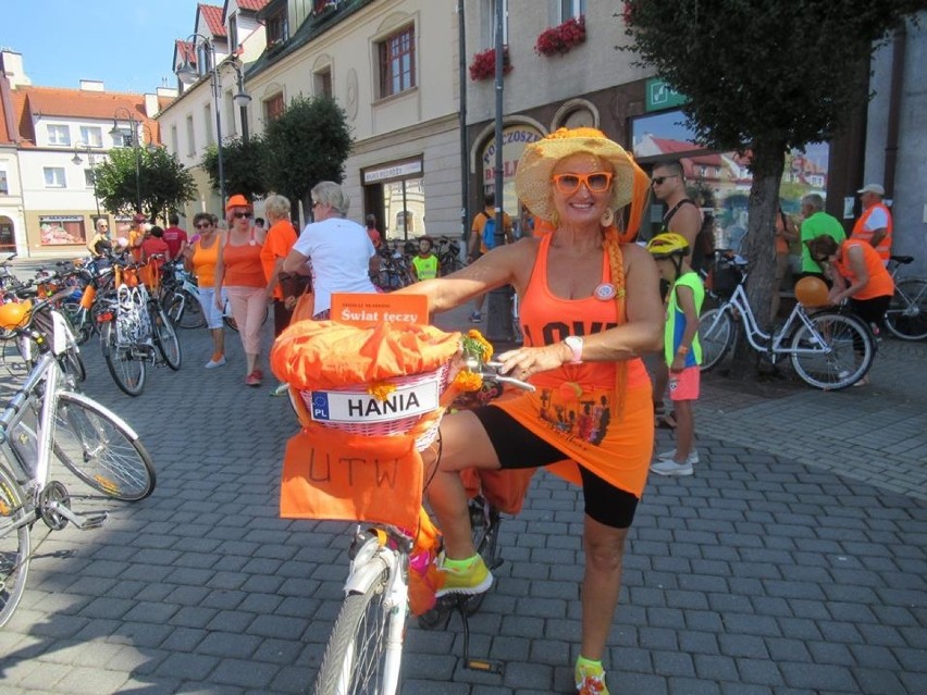 Wszyscy na pomarańczowo - rajd rowerowy Odjazdowy Bibliotekarz w Żorach - ZDJĘCIA
