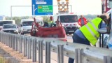 Wypadek na A1 w Woźnikach. Dwie osoby ranne, lądowały śmigłowce LPR [ZDJĘCIA, WIDEO]