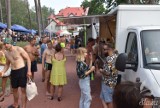 Sławski Festiwal Smaków Świata zgromadził setki mieszkańców i turystów na nowej plaży. Tyle potraw w jednym miejscu to rzadka okazja